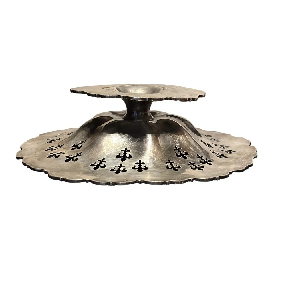 Vintage Silver Plated Footed Compote‎ Bowl Fleur de Lis Cutout Ornate Pedestal